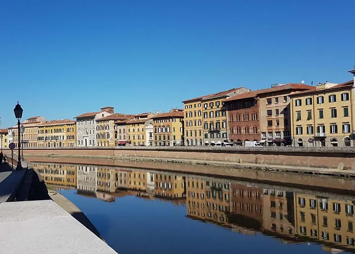 Via Corsica 10Albergo